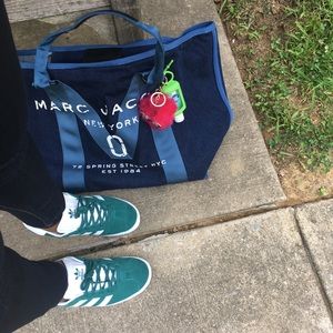 Marc Jacobs new logo denim tote